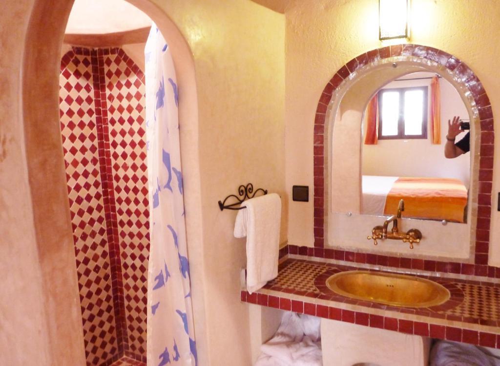 Auberge La Source Merzuga Szoba fotó